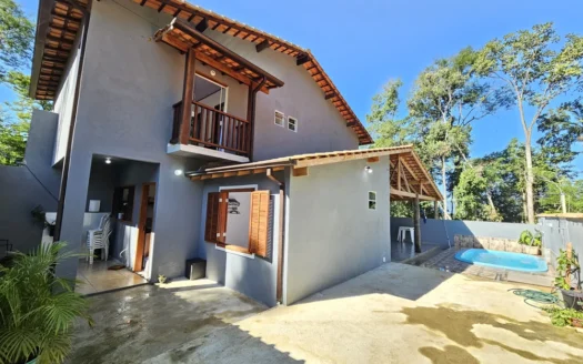 Charmosa Casa Com Vista para o Mar no Bairro Várzea do Bom Retiro