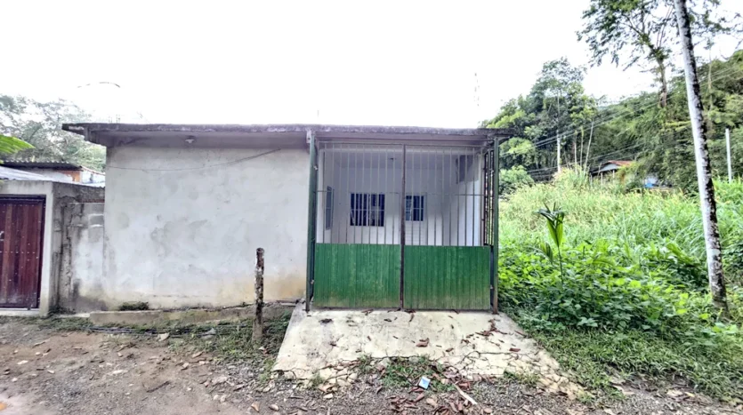 Casa Disponível pra Venda e Locação Semi Mobiliada no Bairro Barra Grande