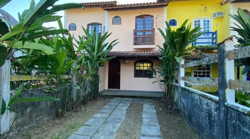 9 Casas Escrituradas a Venda no bairro Princesa Isabel em Paraty RJ