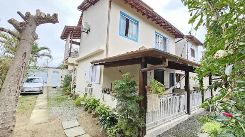 Linda Casa a Venda no Bairro Caborê em Paraty RJ