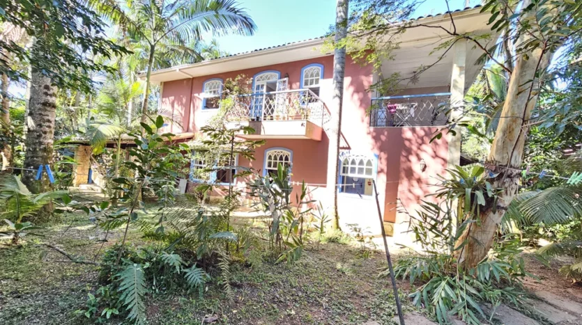 Imponente Casa Colonial a Venda no Bairro Princesa Isabel em Paraty RJ