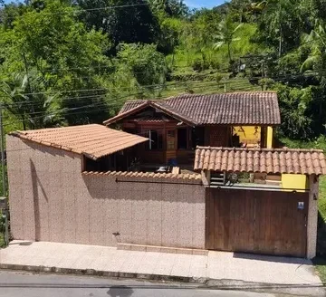 Linda Casa Toda em Madeira a Venda no Bairro Sertão Do Taquari