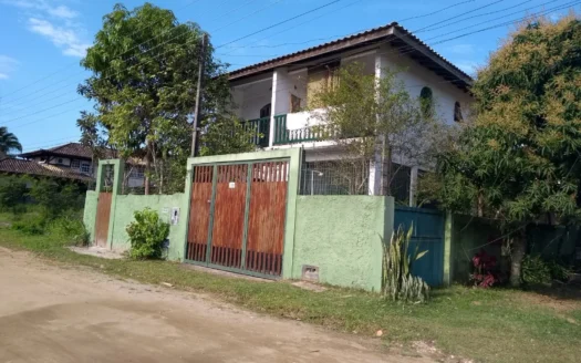 Casa com 2 Lofts a Venda no Bairro Jabaquara em Paraty RJ