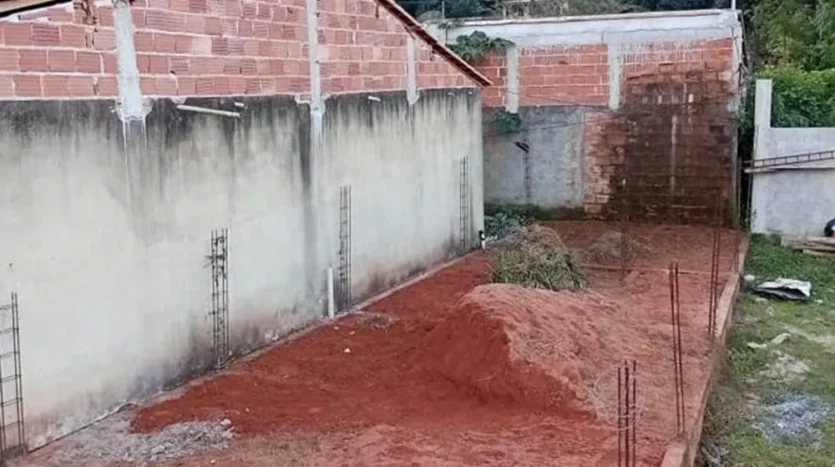 Fração a Venda no bairro Corisco em Paraty RJ