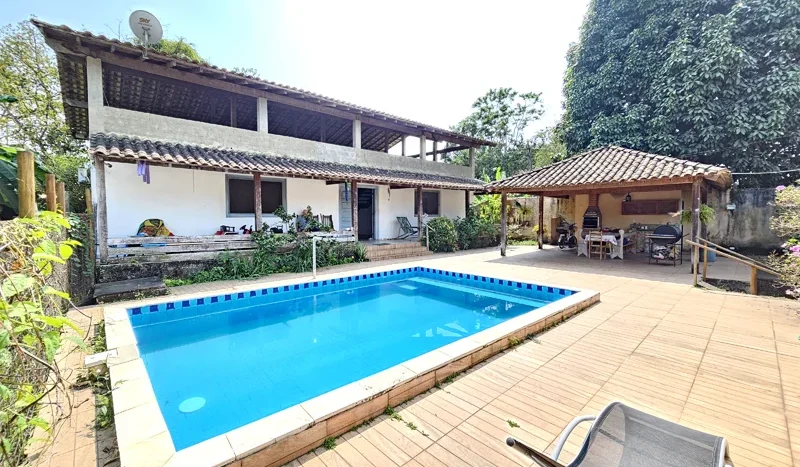Casa a Venda no Bairro Caborê em Paraty RJ