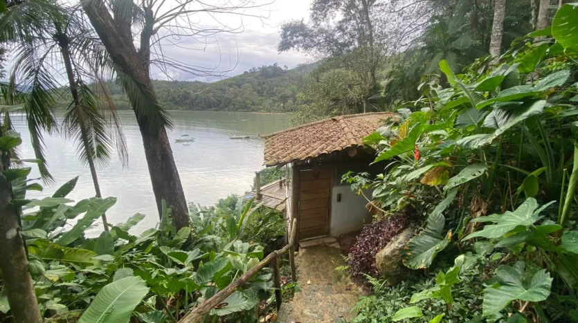 Belíssima Pousada Rustica com Vista Para o Mar no Corumbê