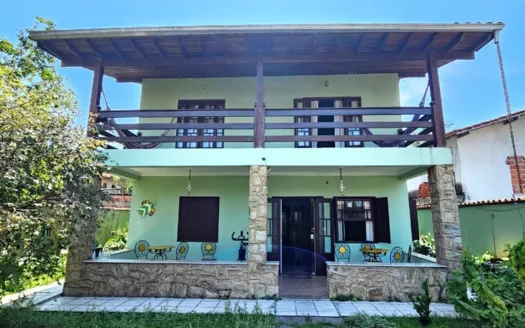 Casa a Poucos Metros Praia no Bairro Jabaquara. Aproximadamente 300 mts da Praia e a 1km do Centro de Paraty